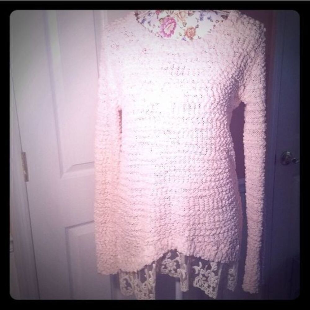 3 for $18 Pink Popcorn Sweater with Lace Bottom Size M